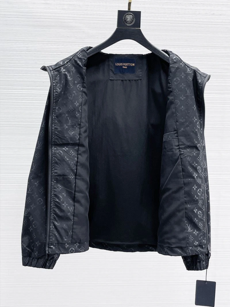 Louis Vuitton Outwear EasyMatch 132821