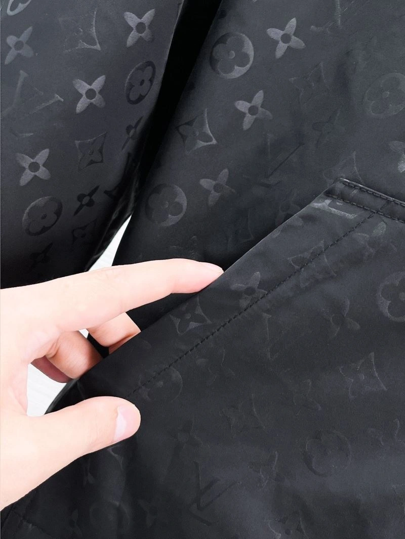 Louis Vuitton Outwear EasyMatch 132821