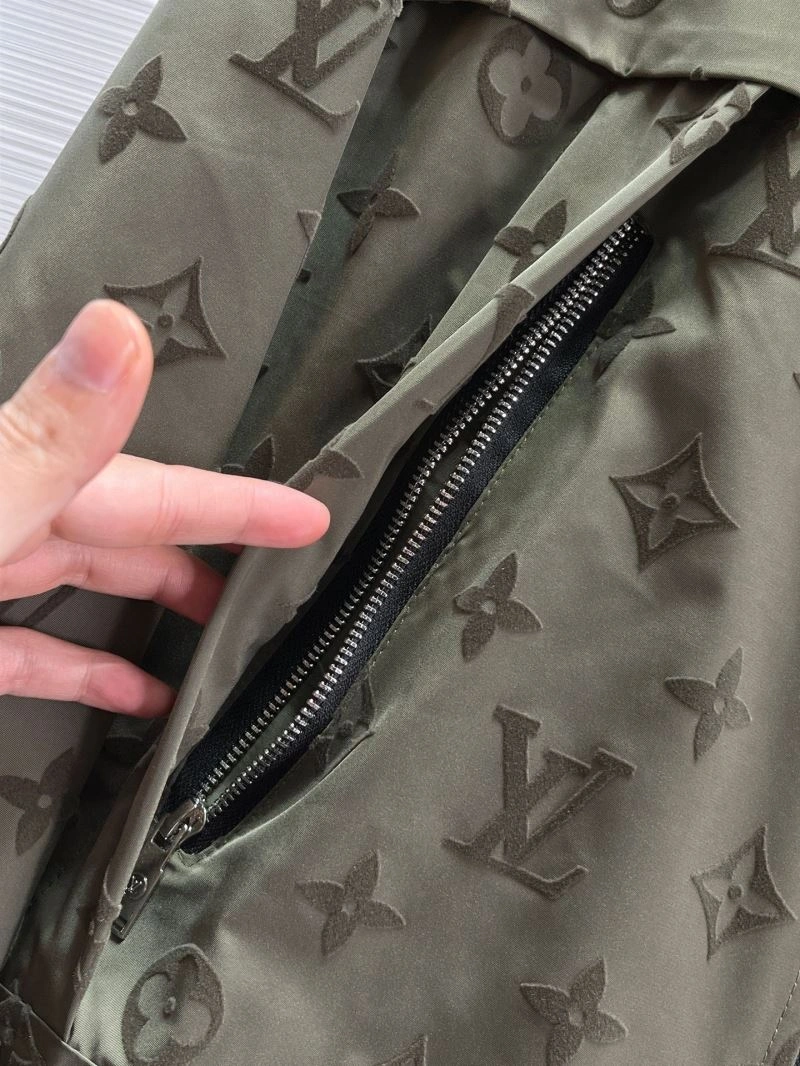 TopPick Louis Vuitton Outwear 132819