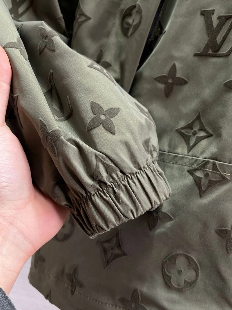 TopPick Louis Vuitton Outwear 132819