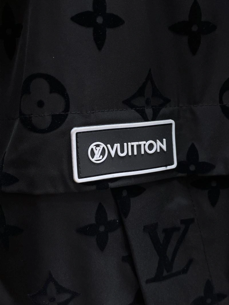OnTrend Louis Vuitton Outwear 132818