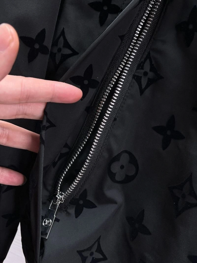 OnTrend Louis Vuitton Outwear 132818