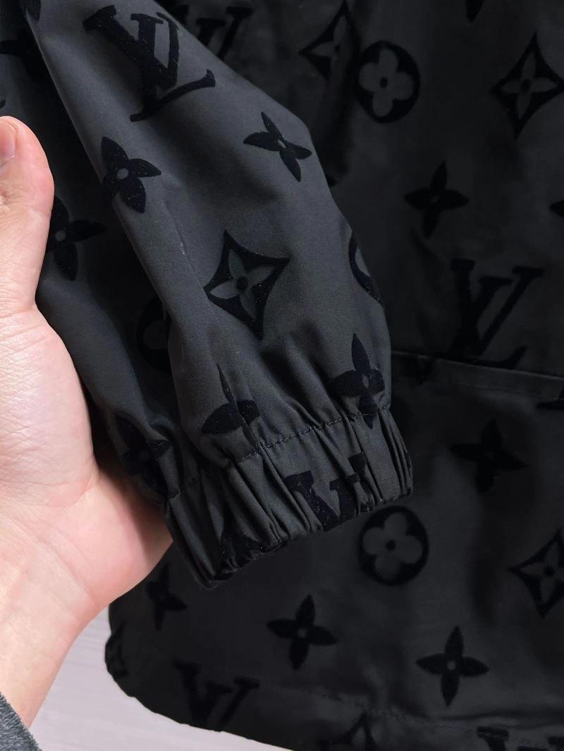 OnTrend Louis Vuitton Outwear 132818