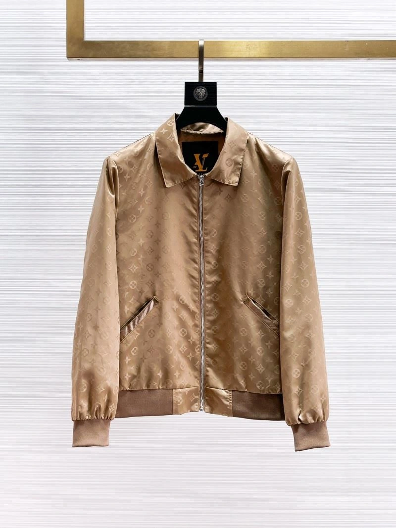 Practical Louis Vuitton Outwear 132815