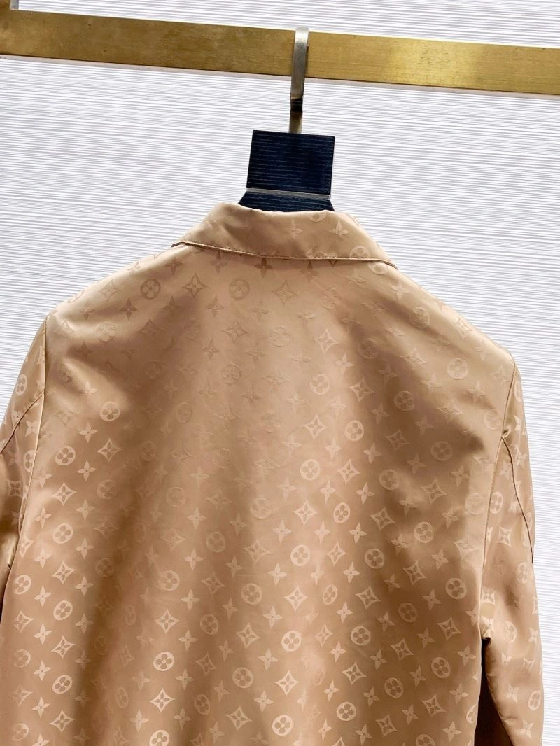 Practical Louis Vuitton Outwear 132815