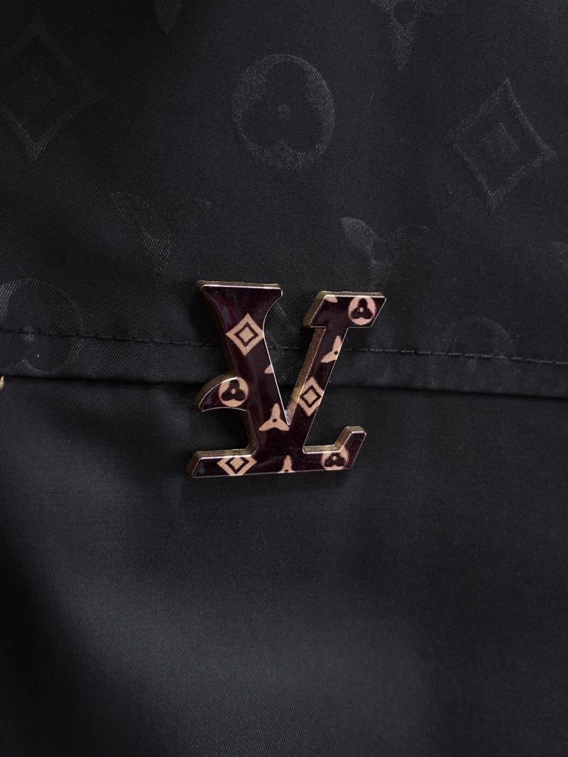 Reliable Louis Vuitton Outwear 132789