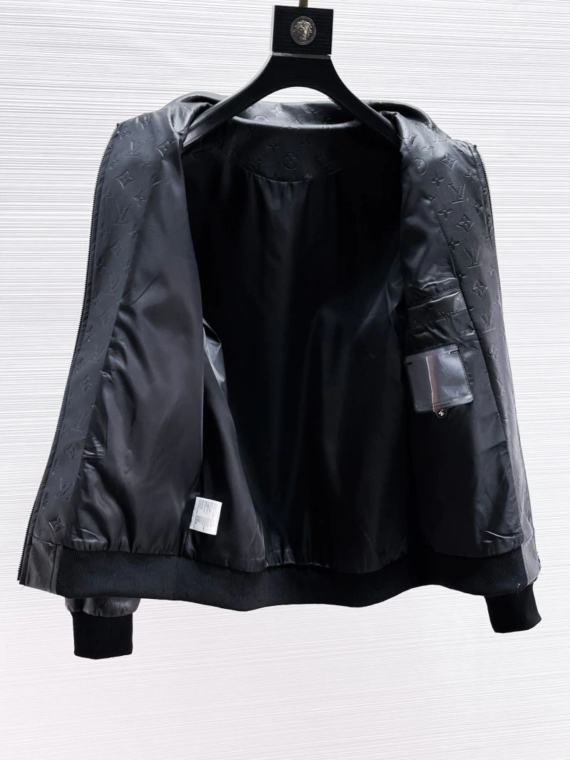 FashionForward Louis Vuitton Outwear 132793