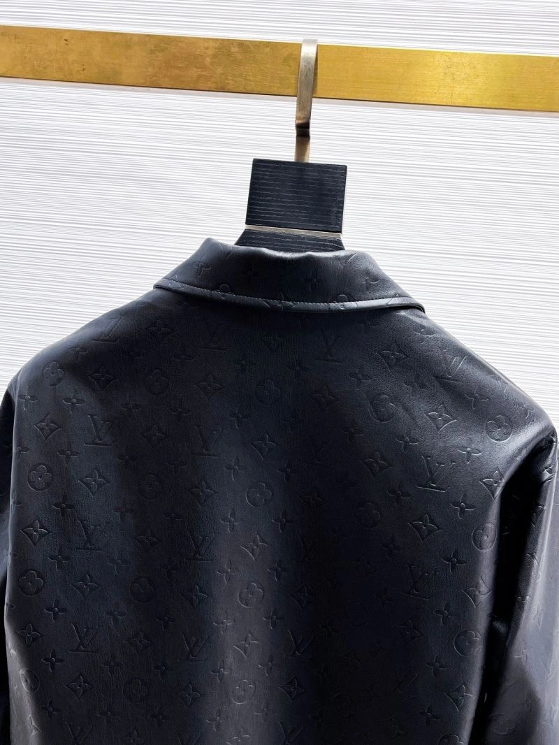 FashionForward Louis Vuitton Outwear 132793