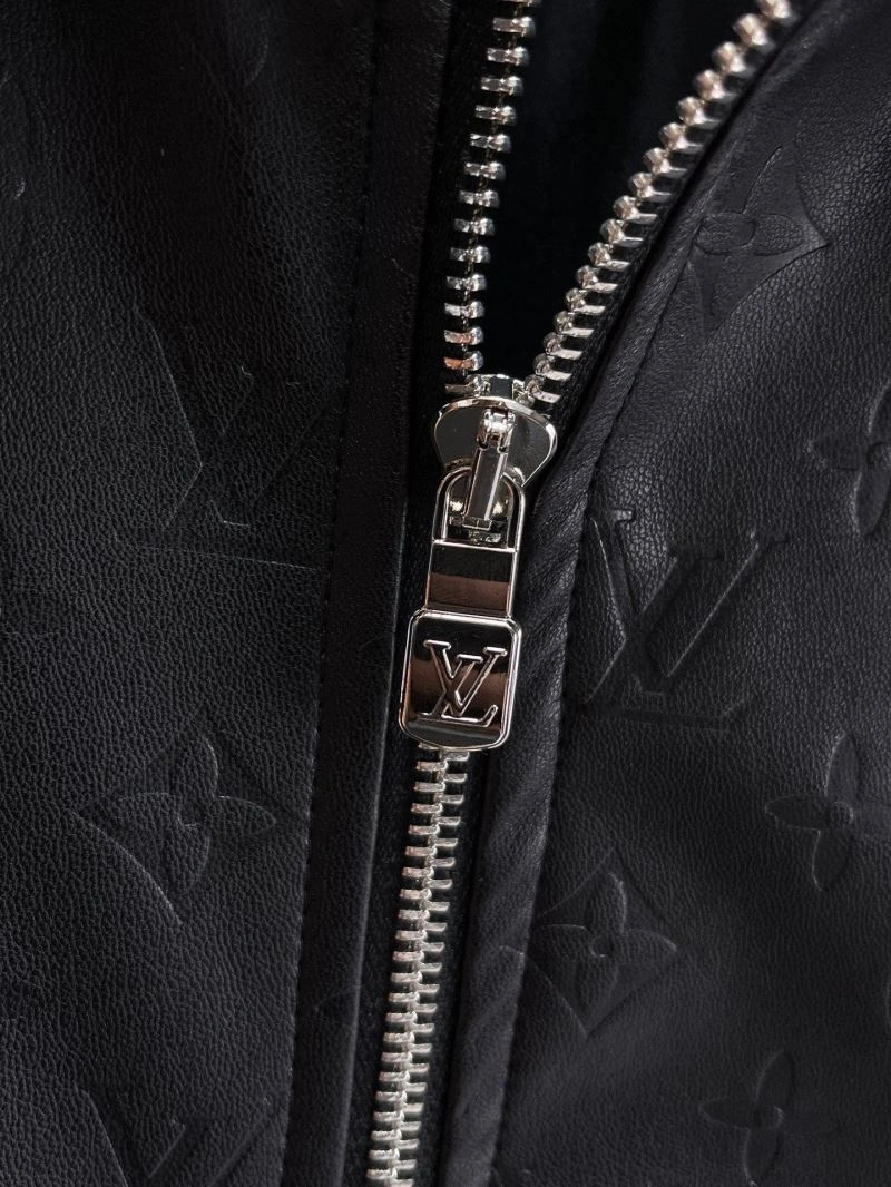 FashionForward Louis Vuitton Outwear 132793