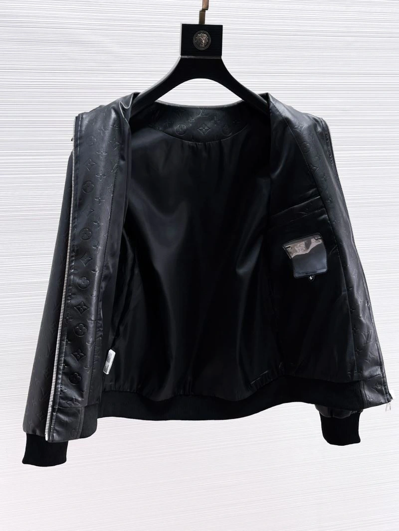 FreshLook Louis Vuitton Outwear 132787