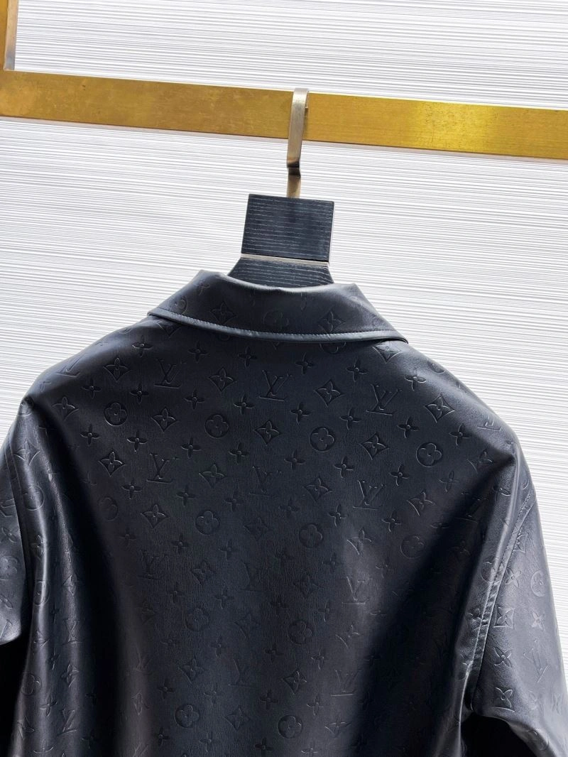 FreshLook Louis Vuitton Outwear 132787