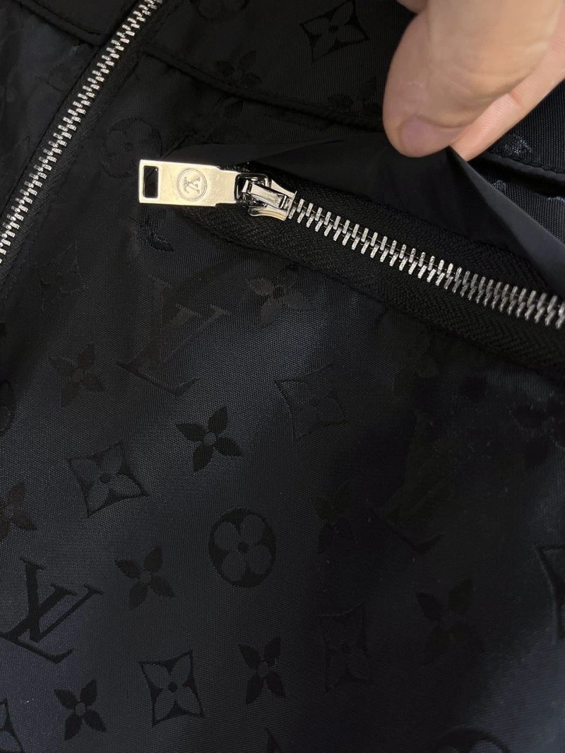 Louis Vuitton Outwear ZeroBulk 132810