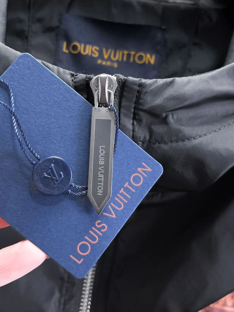 Vibrant Louis Vuitton Outwear 132807