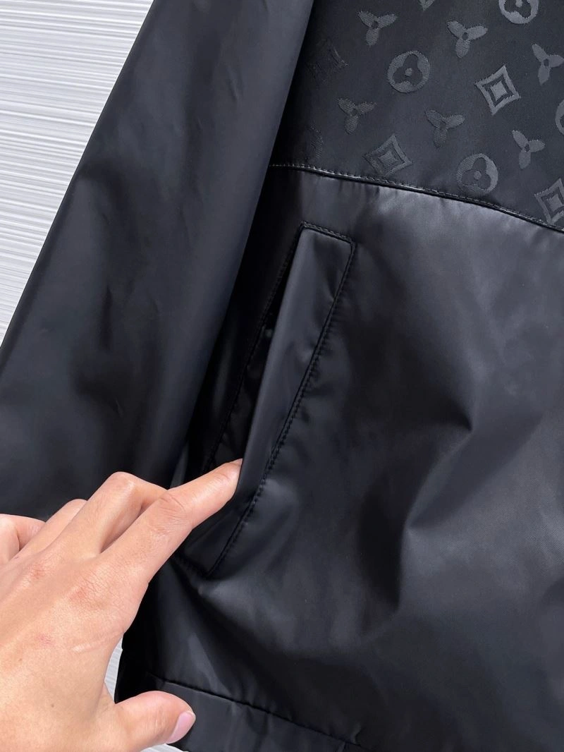 Louis Vuitton Outwear ComfortFit 132797
