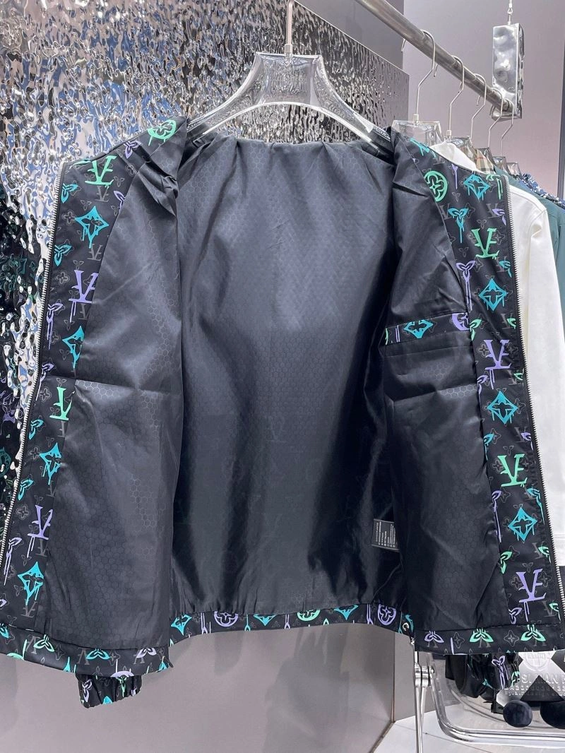 Louis Vuitton Outwear ZeroBulk 132811