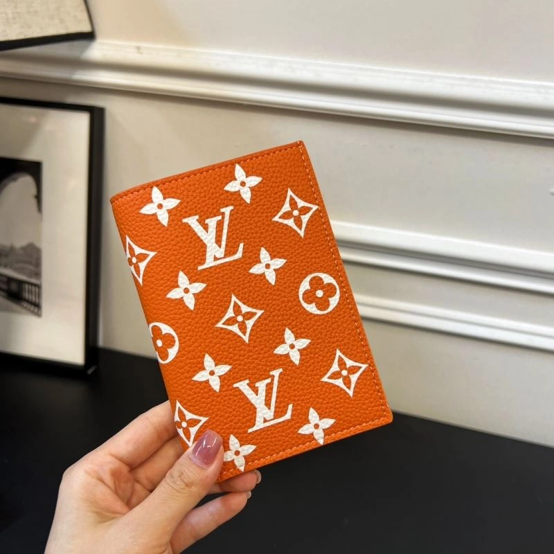 Louis Vuitton Passport Holders Supportive 270479