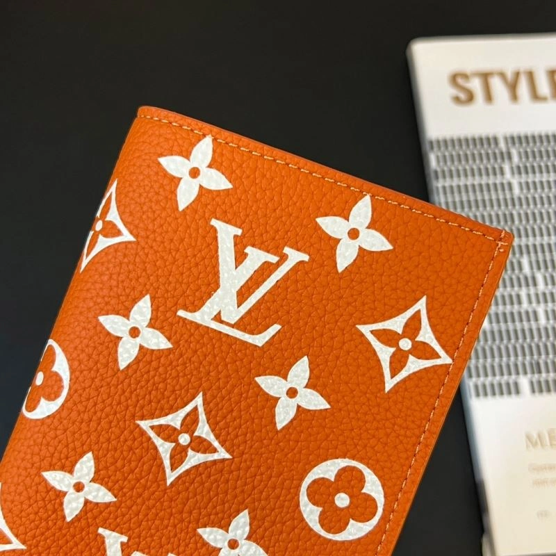 Louis Vuitton Passport Holders Supportive 270479