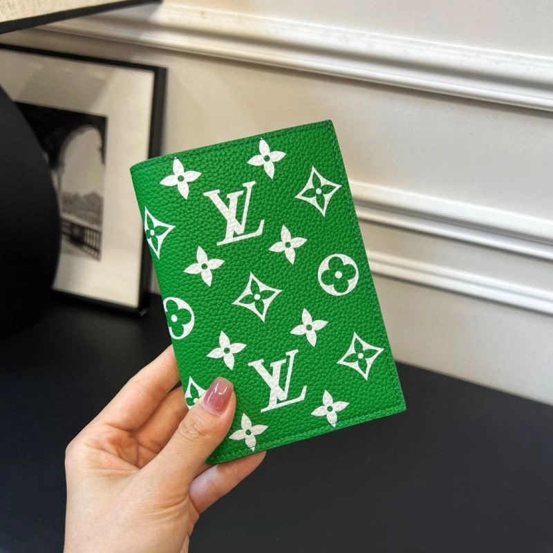 ZeroBulk Louis Vuitton Passport Holders 270494