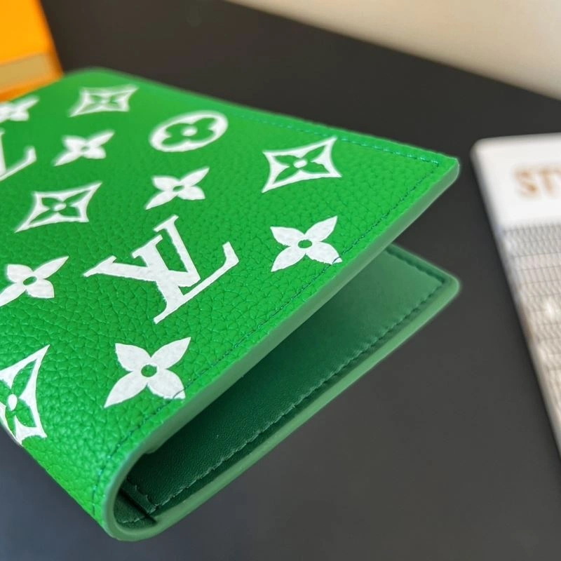 ZeroBulk Louis Vuitton Passport Holders 270494