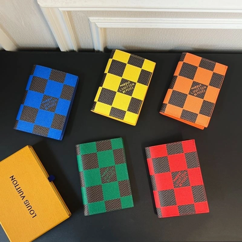 EasyMatch Louis Vuitton Passport Holders 270491