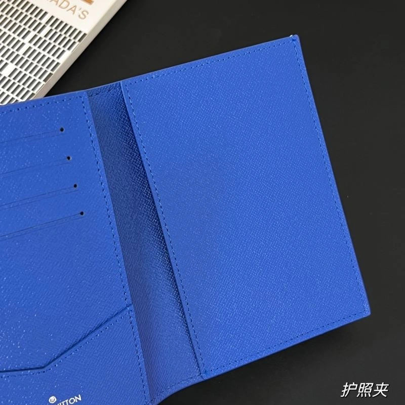 Louis Vuitton Passport Holders Flexible 270499