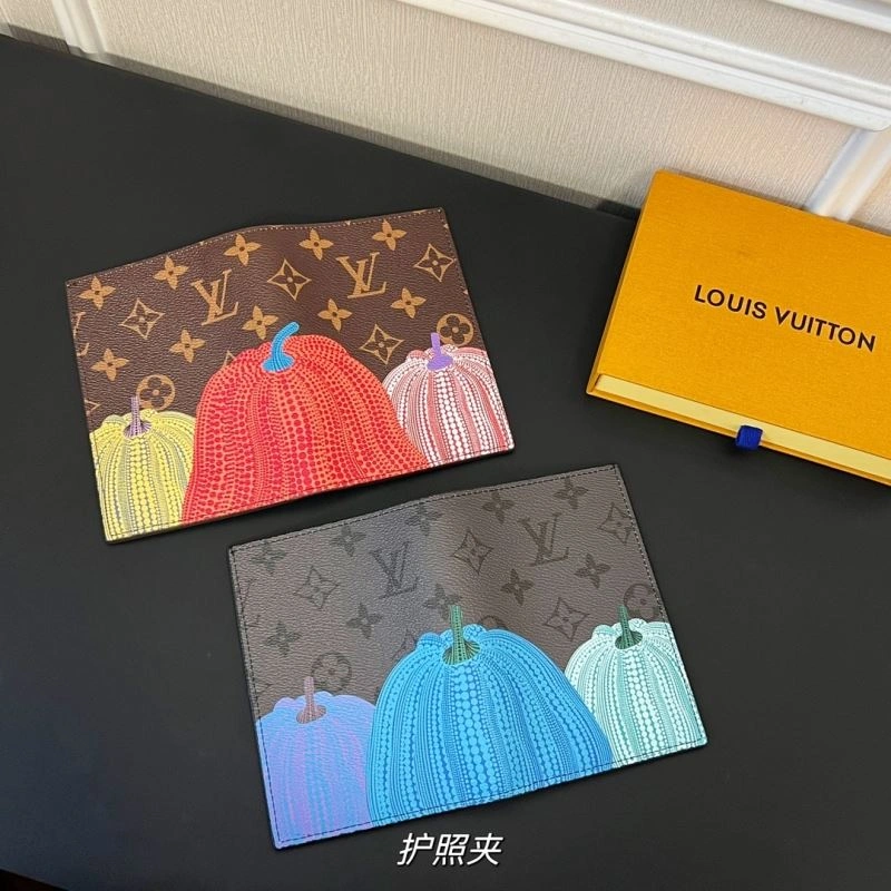 TechFriendly Louis Vuitton Passport Holders 270500