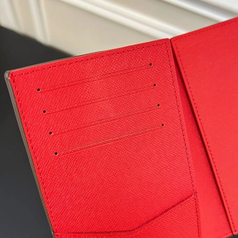 TechFriendly Louis Vuitton Passport Holders 270500