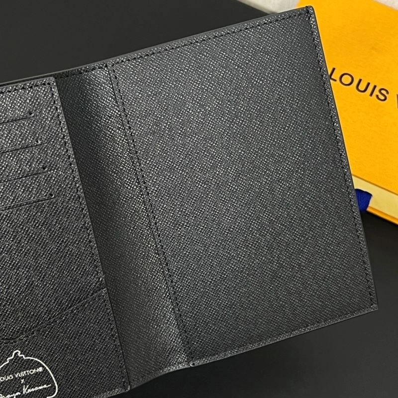 TechFriendly Louis Vuitton Passport Holders 270500