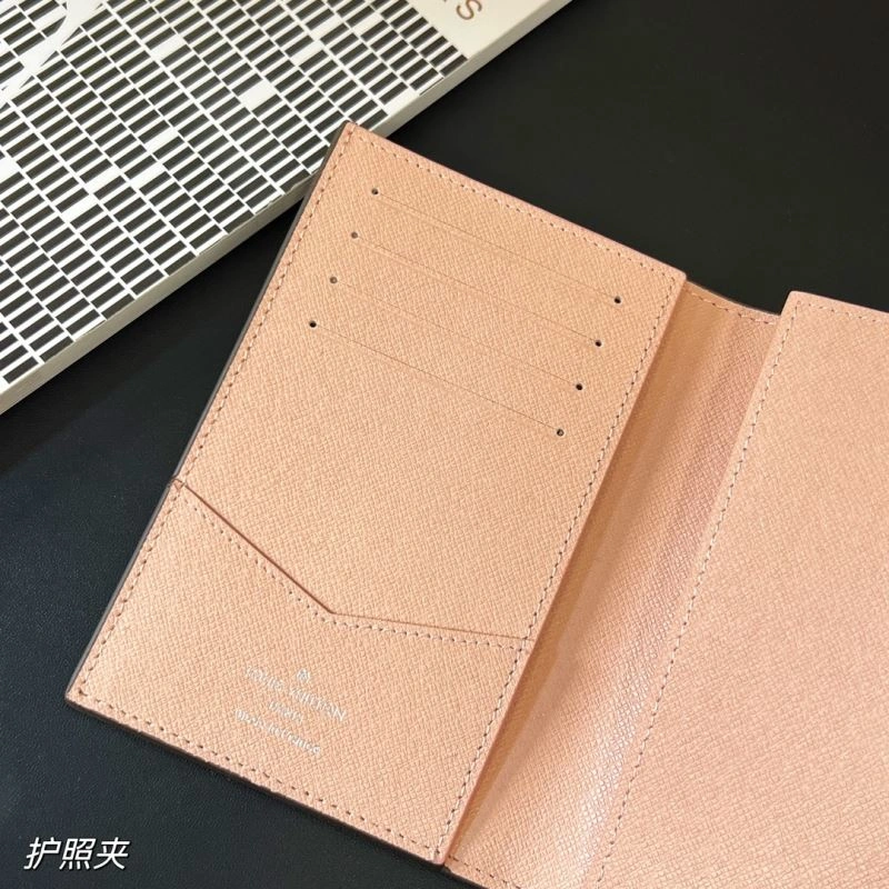 Louis Vuitton Passport Holders BestValue 270470