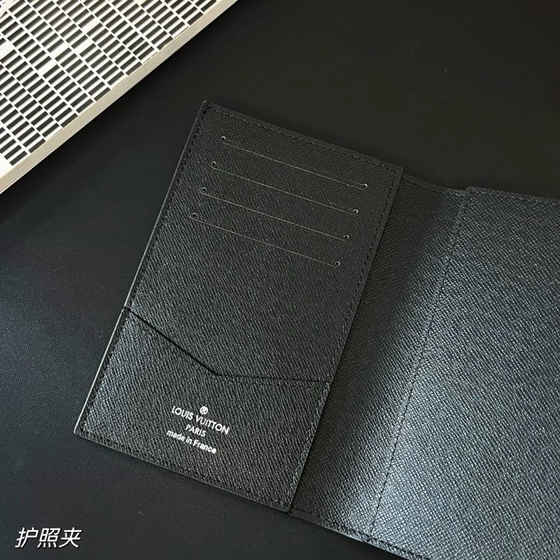 EasyMatch Louis Vuitton Passport Holders 270473