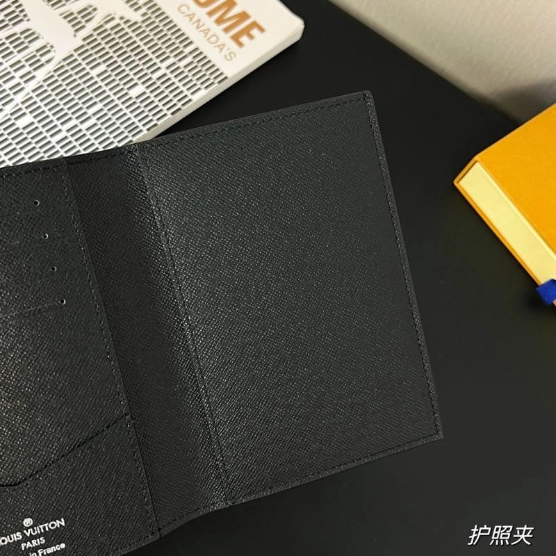 EasyMatch Louis Vuitton Passport Holders 270473