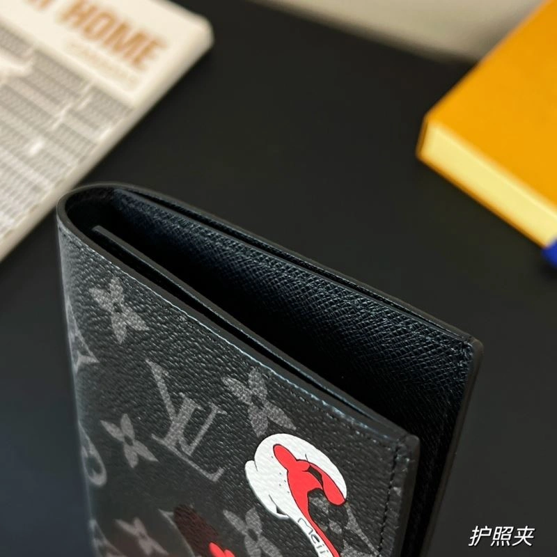 EasyMatch Louis Vuitton Passport Holders 270473
