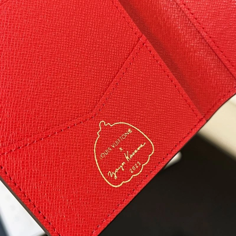 Breathable Louis Vuitton Passport Holders 270469