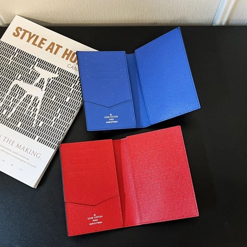Louis Vuitton Passport Holders DailyWear 270466