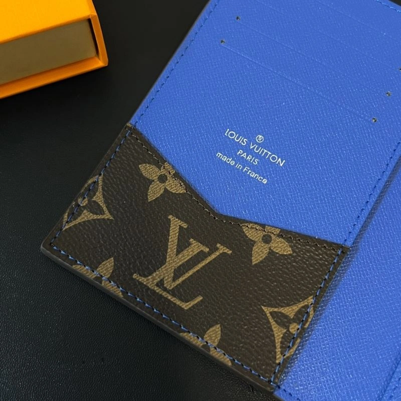 Soft Louis Vuitton Passport Holders 270410