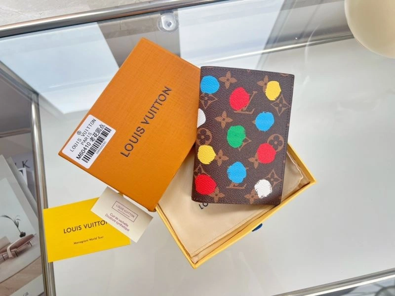 Cozy Louis Vuitton Passport Holders 270467