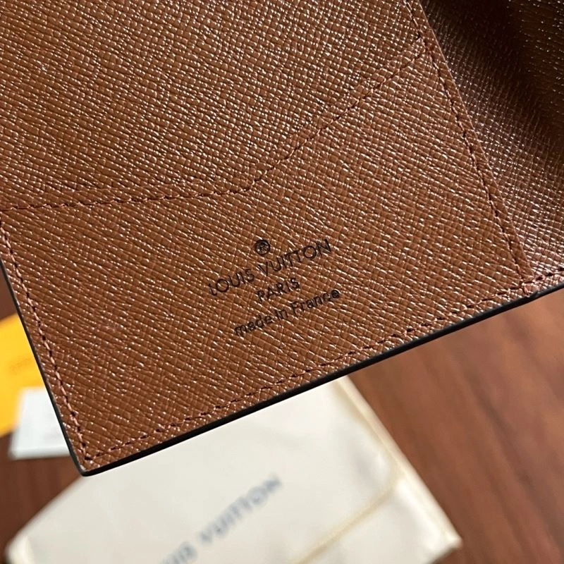 MultiPurpose Louis Vuitton Passport Holders 270464