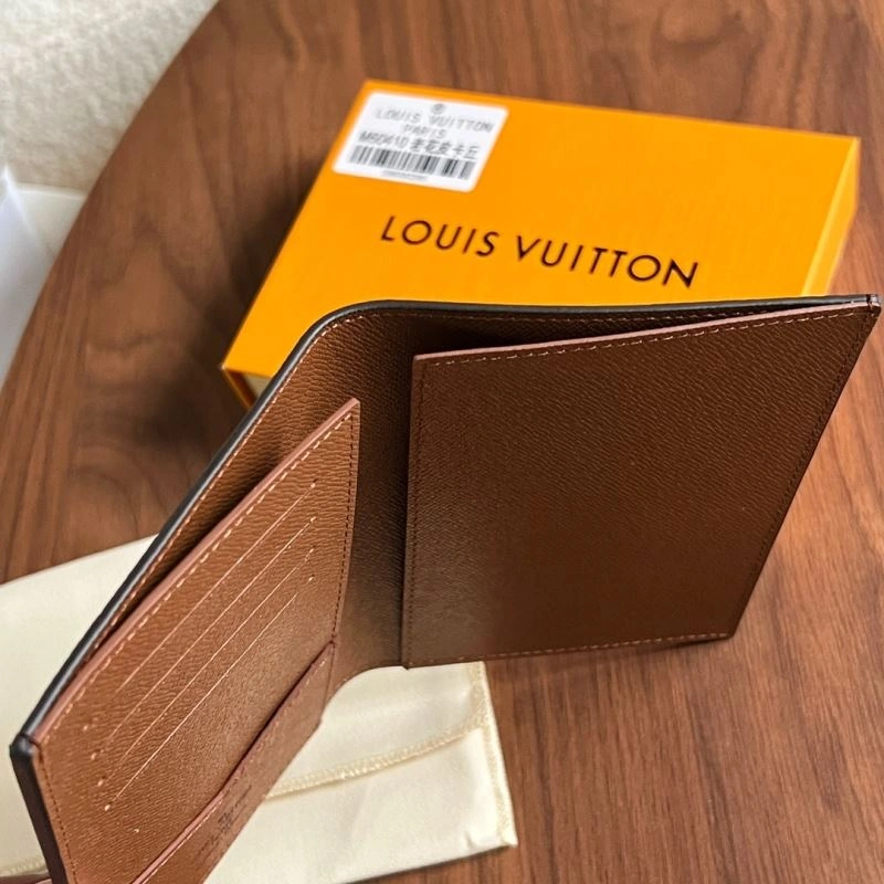 MultiPurpose Louis Vuitton Passport Holders 270464