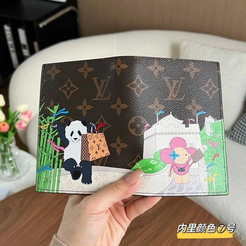 Breathable Louis Vuitton Passport Holders 270463