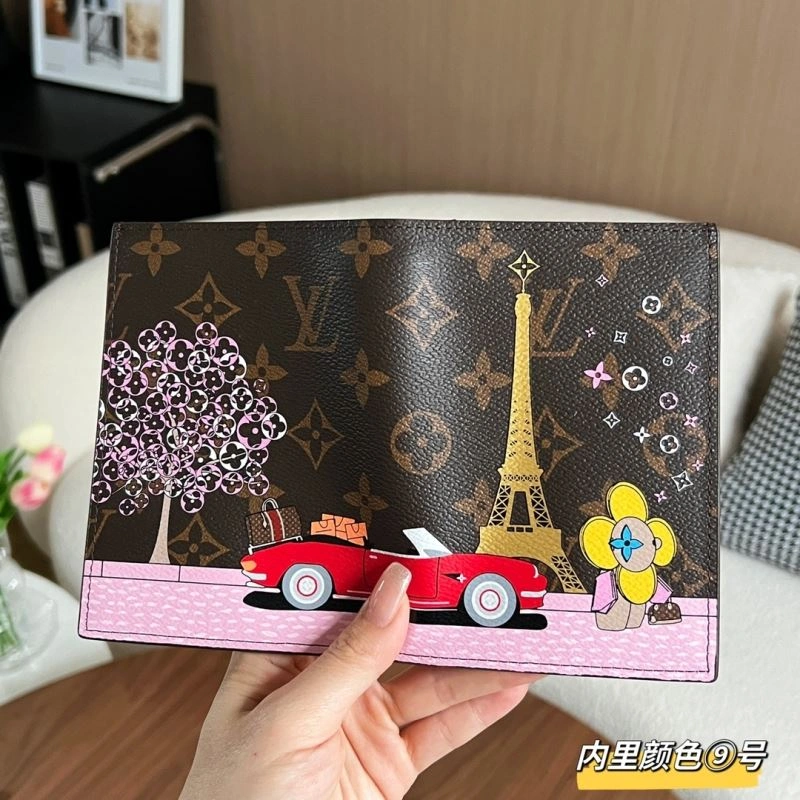 Breathable Louis Vuitton Passport Holders 270463