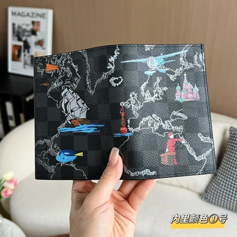 Louis Vuitton Passport Holders AllSeason 270461
