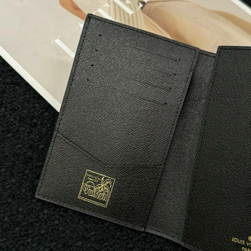Colorful Louis Vuitton Passport Holders 270454