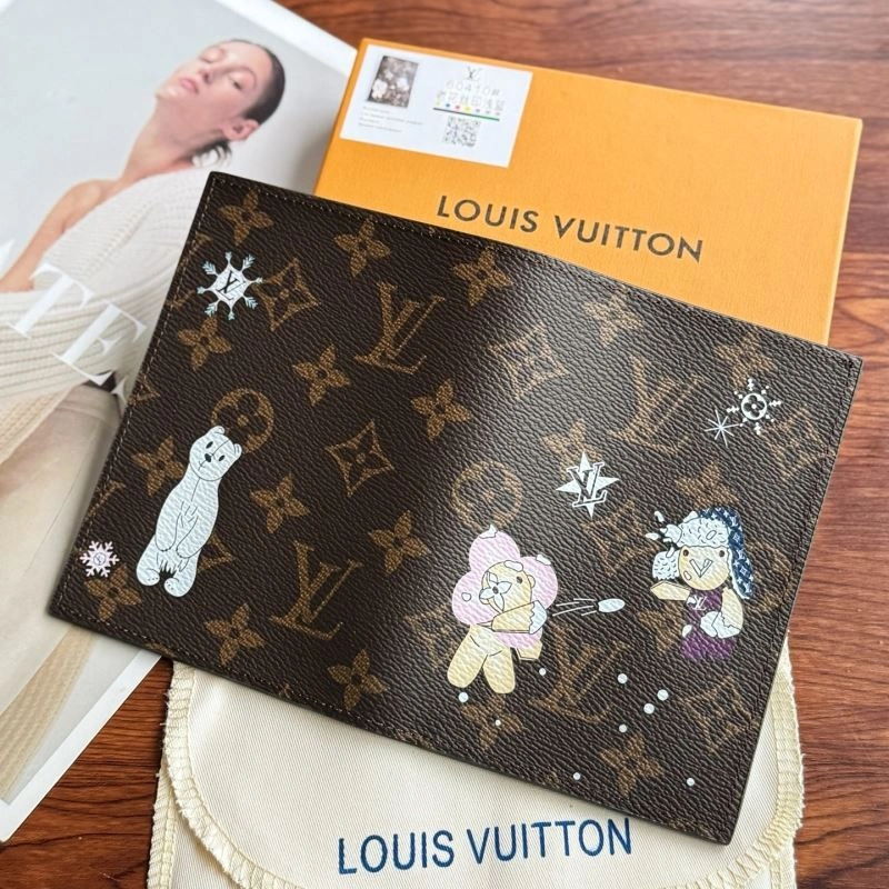 Refined Louis Vuitton Passport Holders 270448