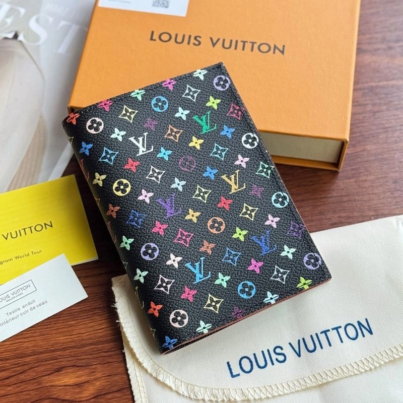 Stylish Louis Vuitton Passport Holders 270443