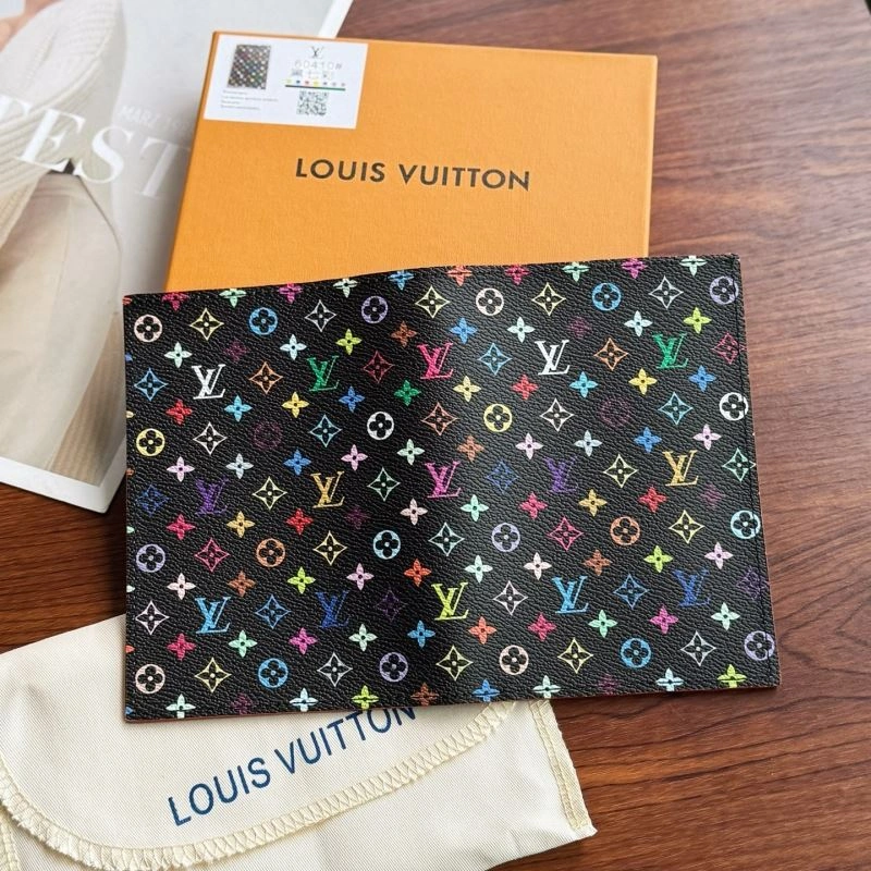 Stylish Louis Vuitton Passport Holders 270443