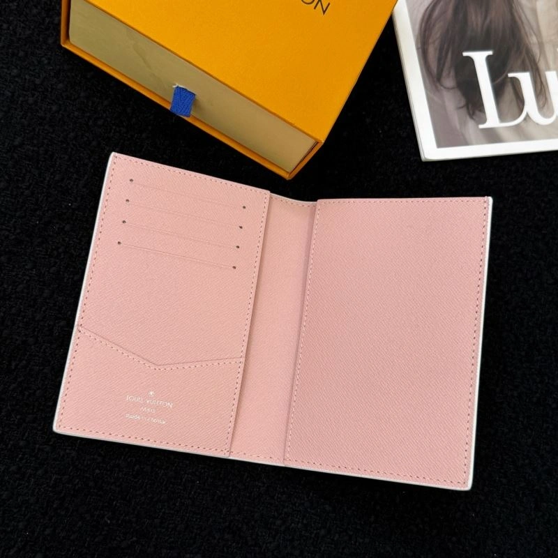 Louis Vuitton Passport Holders EasyCare 270433