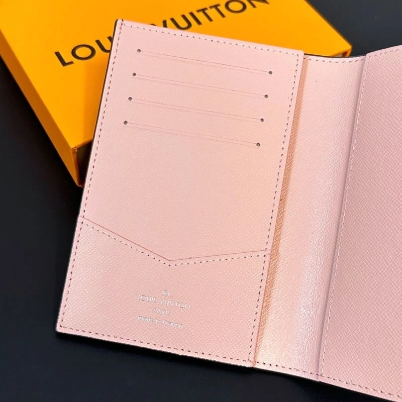 Louis Vuitton Passport Holders Sleek 270428