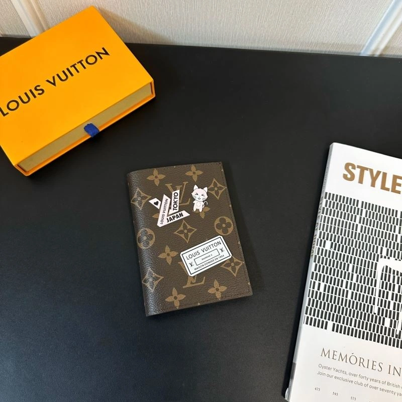 Louis Vuitton Passport Holders Minimalist 270422