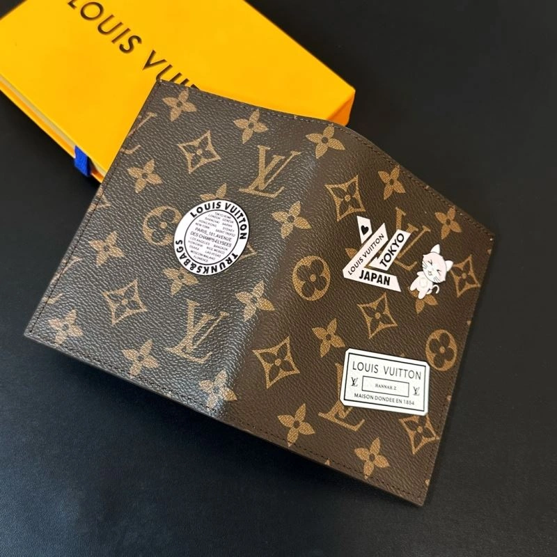 Louis Vuitton Passport Holders Minimalist 270422