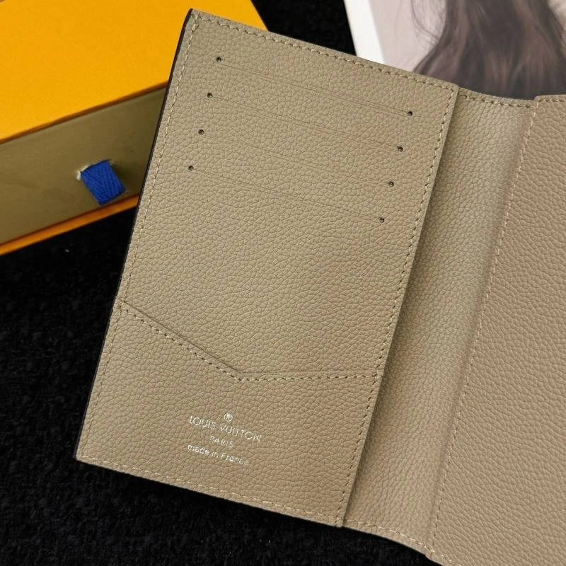 Louis Vuitton Passport Holders Reliable 270416